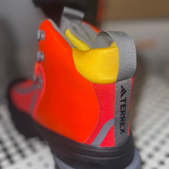 Adidas by Stella McCartney x Terrex Hiking Boots - Picture 9 of 11